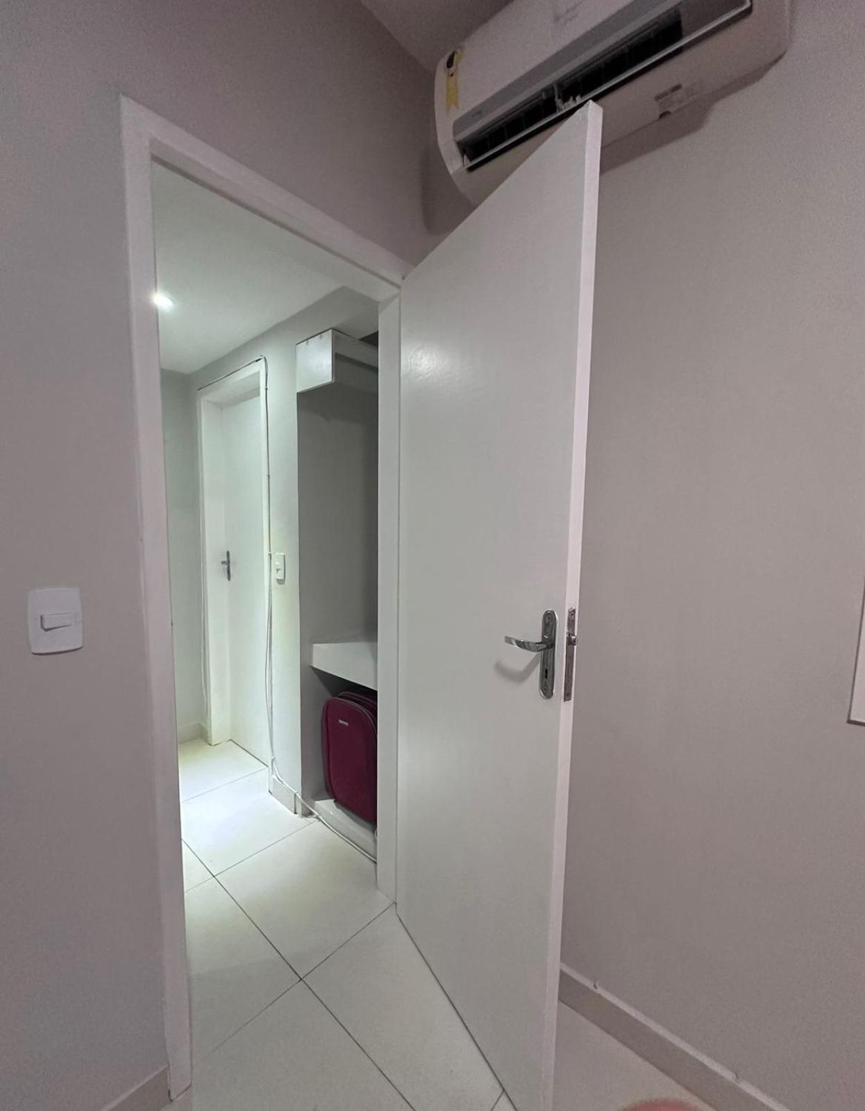Em Cobertura Em Copacabana Com Estacionamento Homestay
